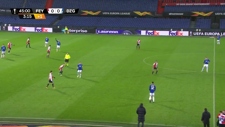 UEFA EL Feyenoord Vs Dinamo Zagreb  Goal in 45+ min, Score 0:1