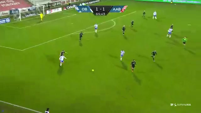 DEN SASL Odense BK Vs Aalborg 87 phút Mikkel HyllegaardVào, ghi bàn 2:1