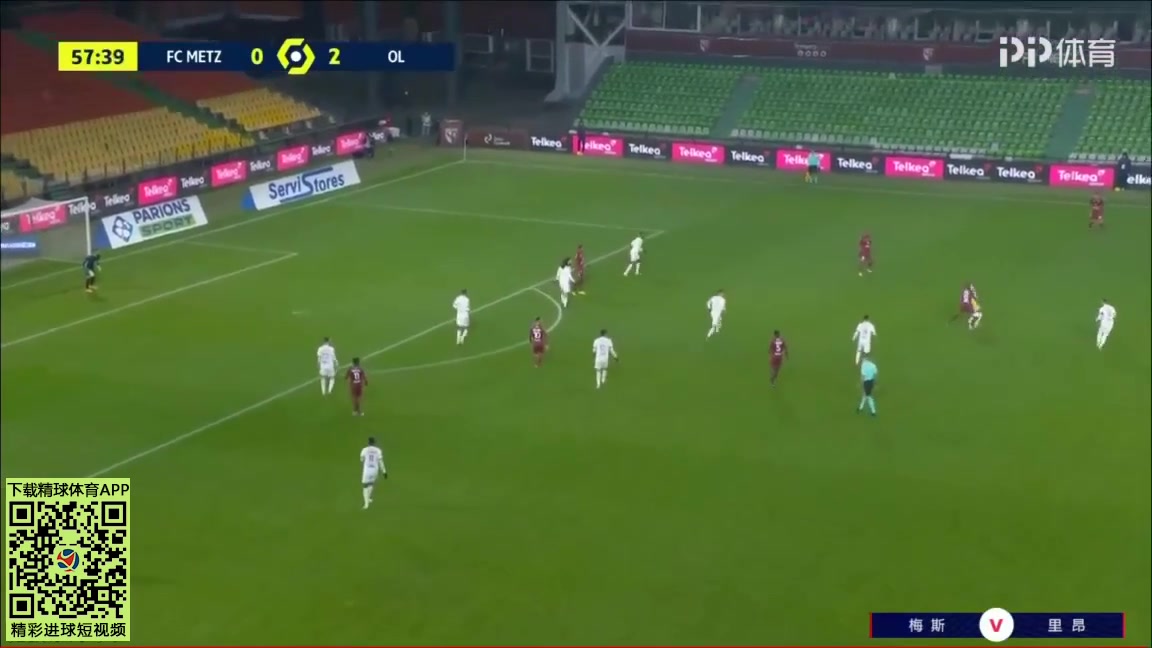 11 Metz Vs Lyon 60 skor gol Karl Toko Ekambi, skor 0:3