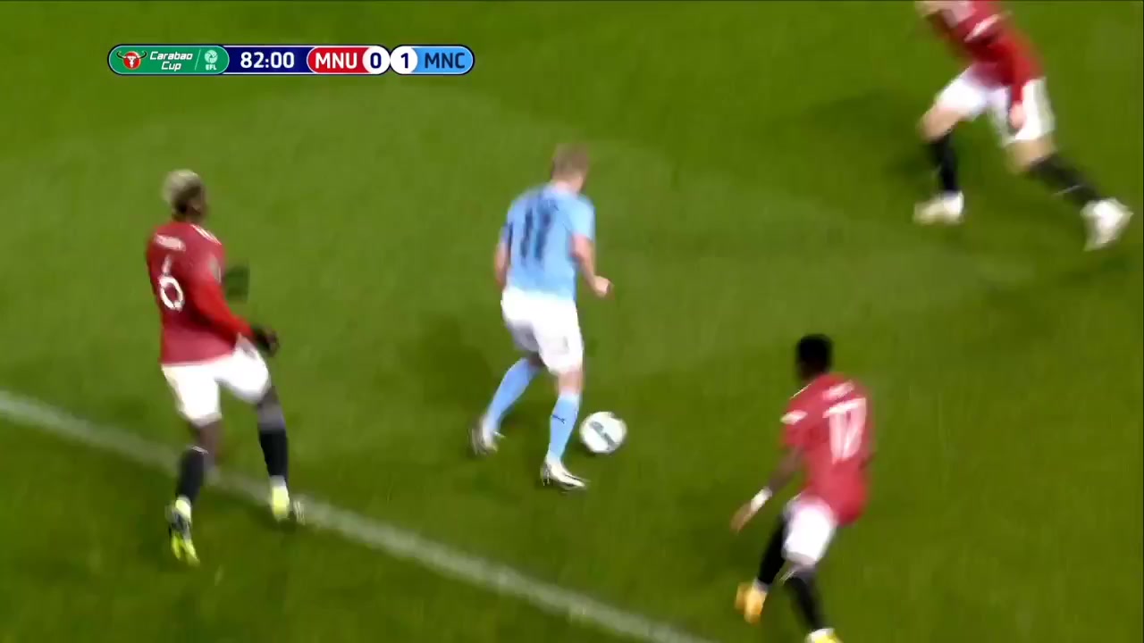 ENG LC Manchester United Vs Manchester City 83 phút Fernando Luis Roza, FernandinhoVào, ghi bàn 0:2