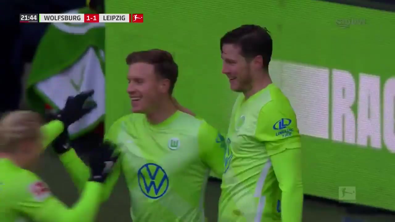 Bundesliga VfL Wolfsburg Vs RB Leipzig 21 ทำประตู Nordi Mukiele ประตู, ทำคะแนน 1:1