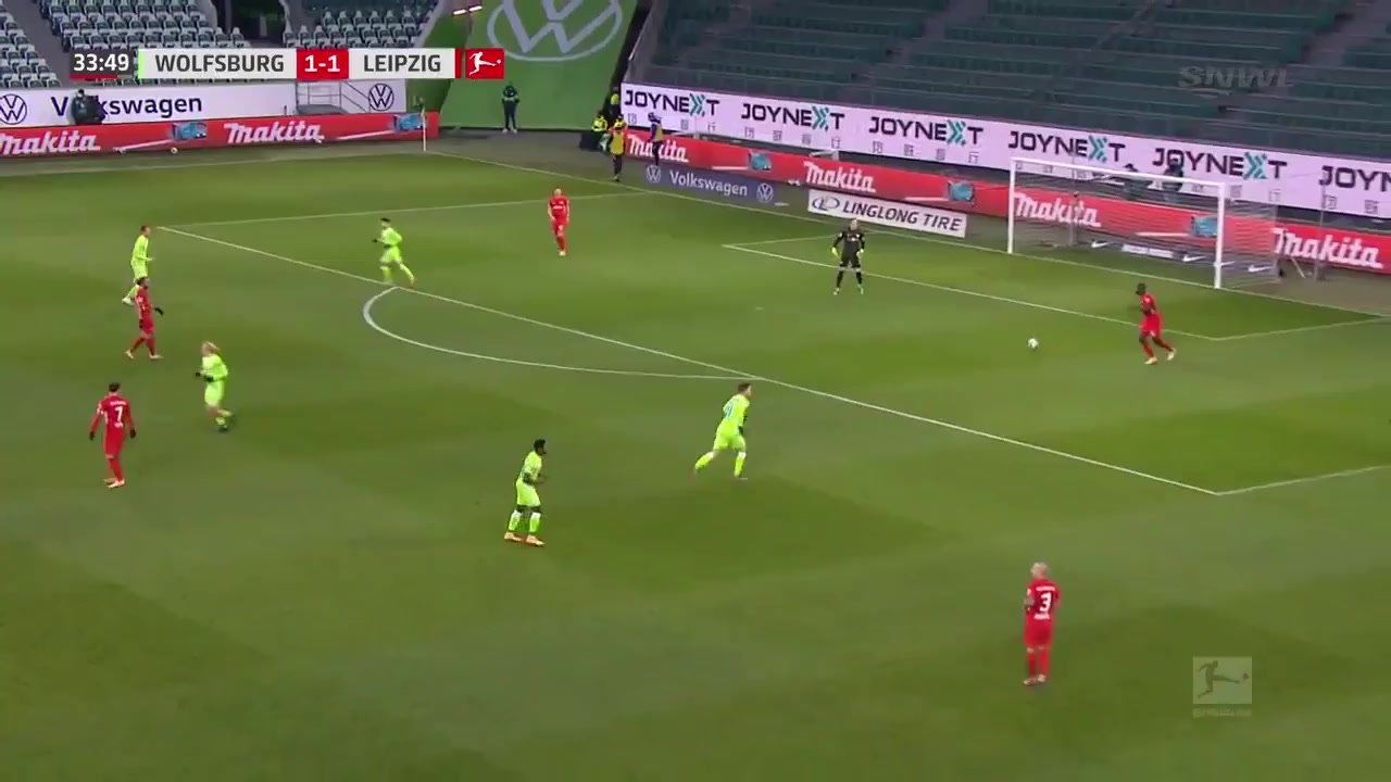 Bundesliga VfL Wolfsburg Vs RB Leipzig 33 ทำประตู Renato Steffen ประตู, ทำคะแนน 2:1