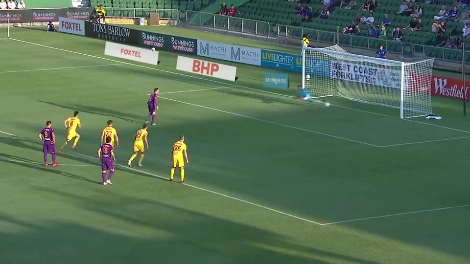 AUS D1 Perth Glory Vs Adelaide United 9 phút Neil KilkennyVào, ghi bàn 1:0