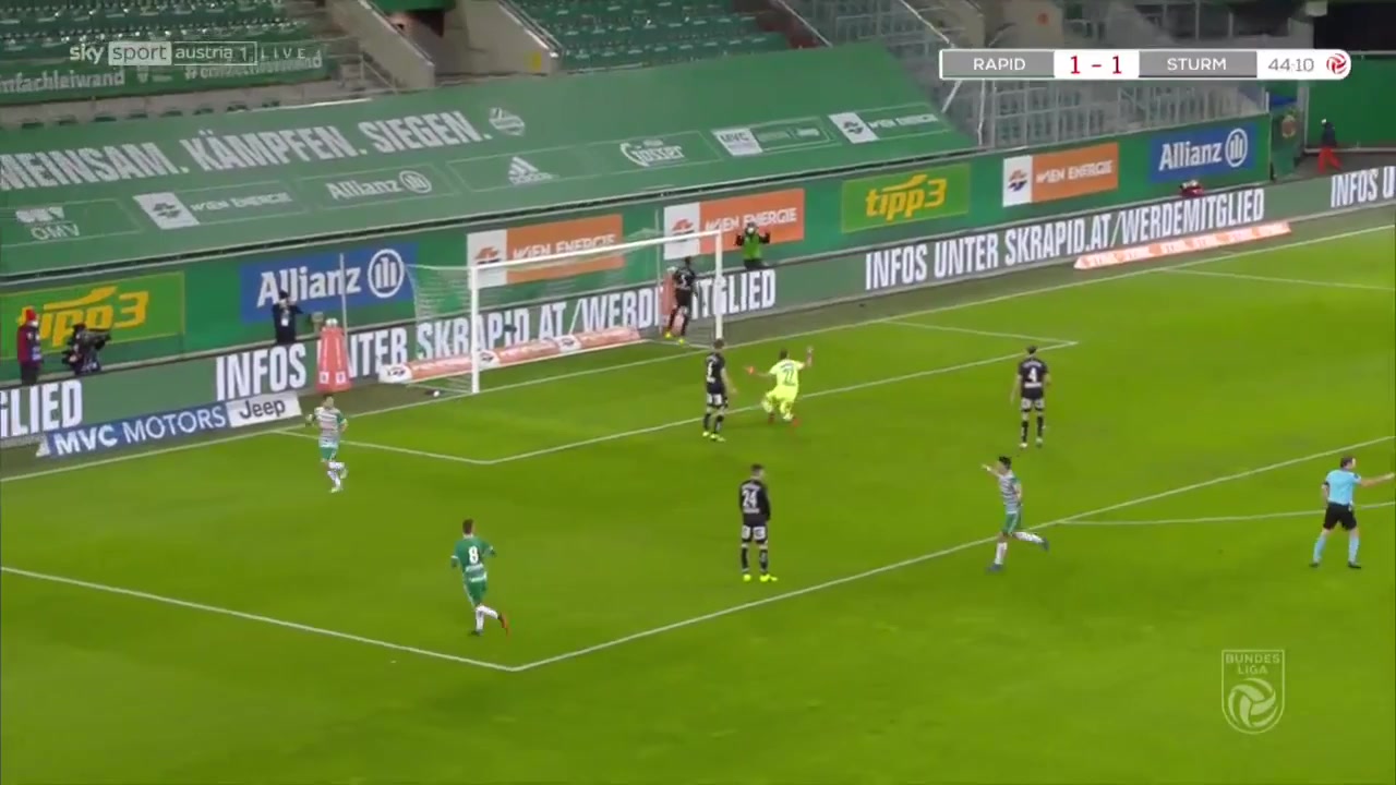 3 Rapid Wien Vs Sturm Graz 43 skor gol Thorsten Schick, skor 2:1