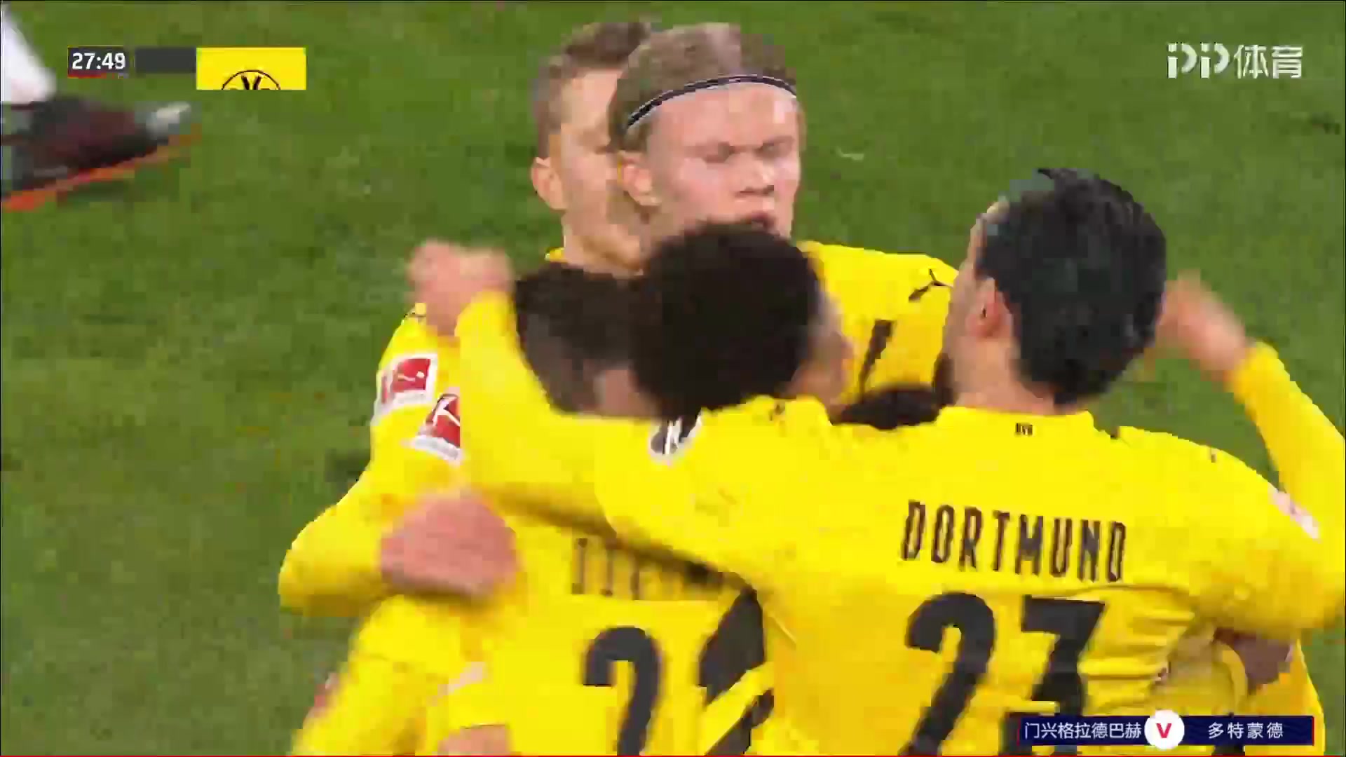 Bundesliga Borussia Monchengladbach Vs Borussia Dortmund 27 phút Erling HaalandVào, ghi bàn 1:2