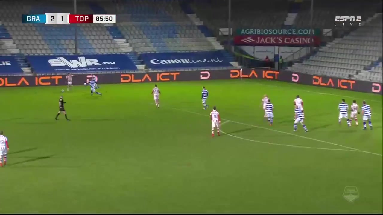 17 De Graafschap Vs FC Oss 87 skor gol Mart Remans, skor 2:1