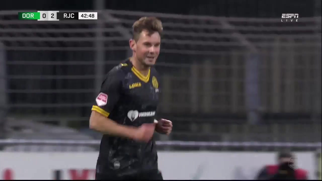 17 Dordrecht Vs Roda JC 43 skor gol Thijmen Goppel, skor 0:3