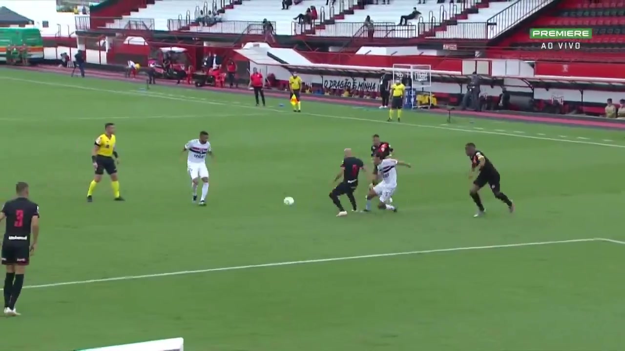 BRA D1 Atletico Clube Goianiense Vs Sao Paulo Reinaldo Manoel da Silva Goal in 40 min, Score 1:1