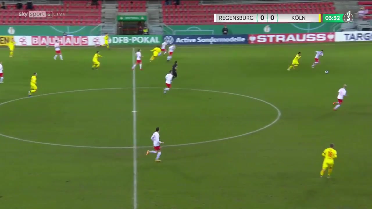 GERC Jahn Regensburg Vs FC Koln 4 ทำประตู Ismail Jakobs ประตู, ทำคะแนน 0:1