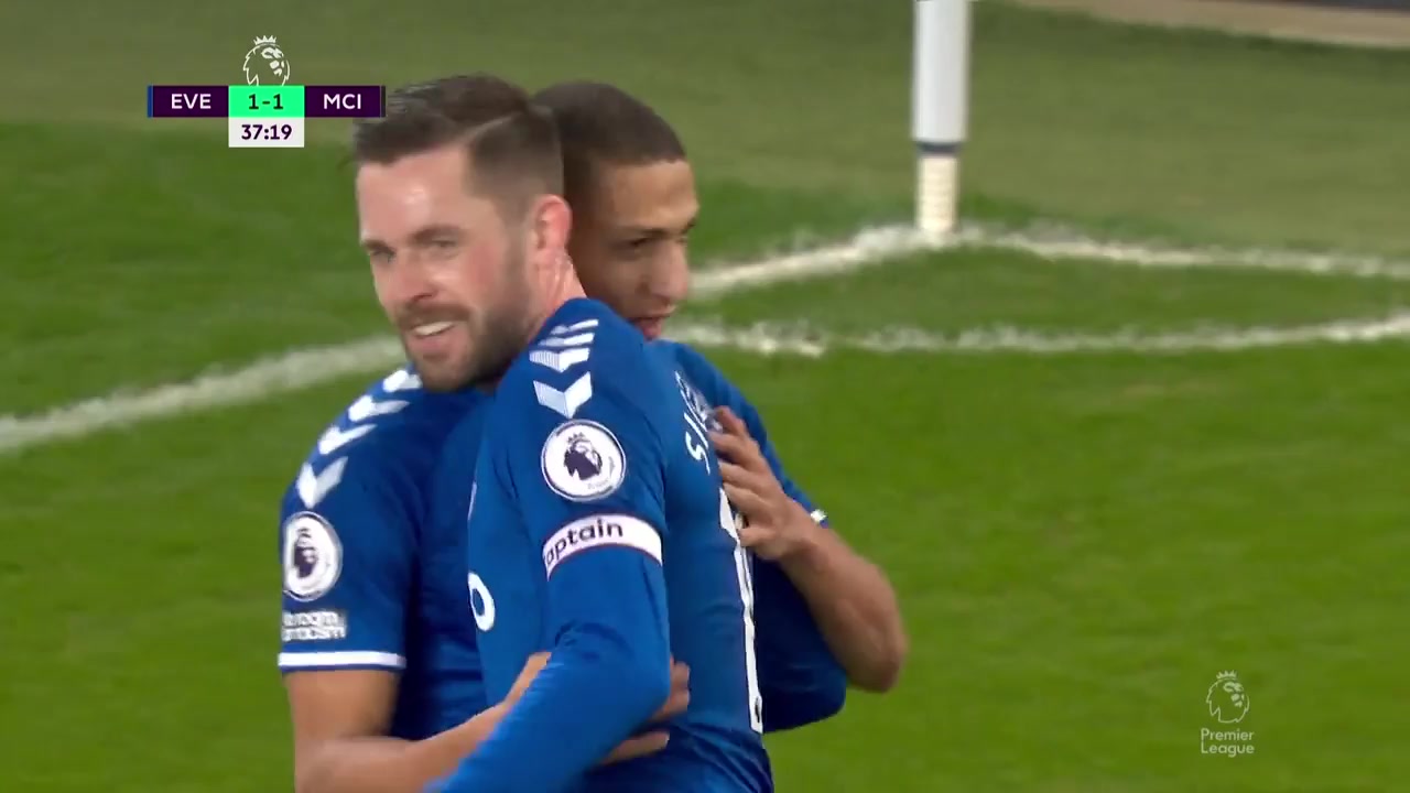 EPL Everton Vs Manchester City 36 phút Richarlison de AndradeVào, ghi bàn 1:1