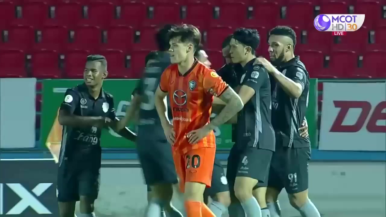 THA L1 Nakhon Ratchasima Vs Buriram United 76 phút Samuel Rosa GoncalvesVào, ghi bàn 0:3