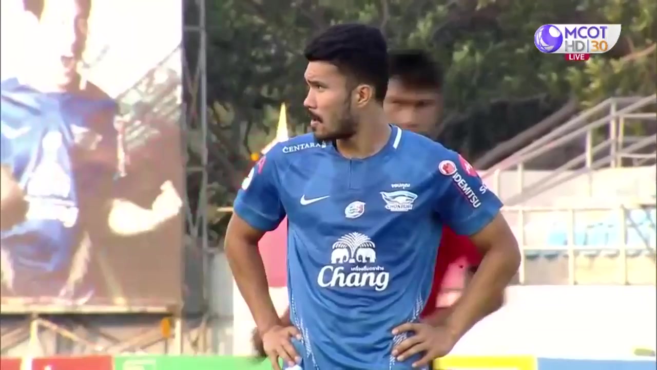 THA L1 Chonburi Shark FC Vs Suphanburi FC 21 phút Kritsada KamanVào, ghi bàn 2:1