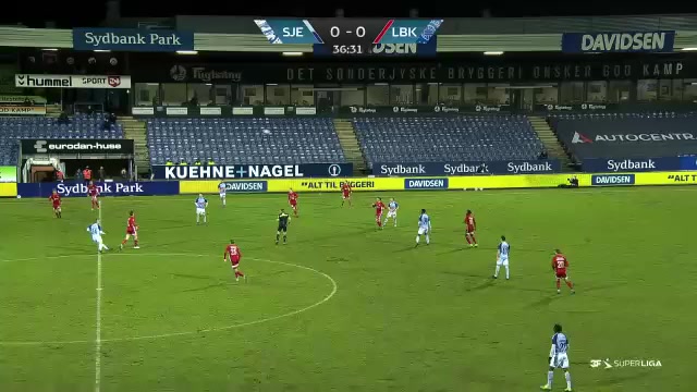 DEN SASL Sonderjyske Vs Lyngby 36 phút Magnus WarmingVào, ghi bàn 0:1