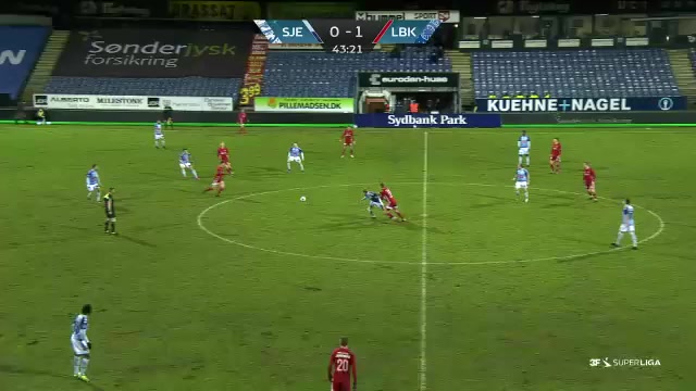 DEN SASL Sonderjyske Vs Lyngby 43 phút Jens Martin GammelbyVào, ghi bàn 0:2