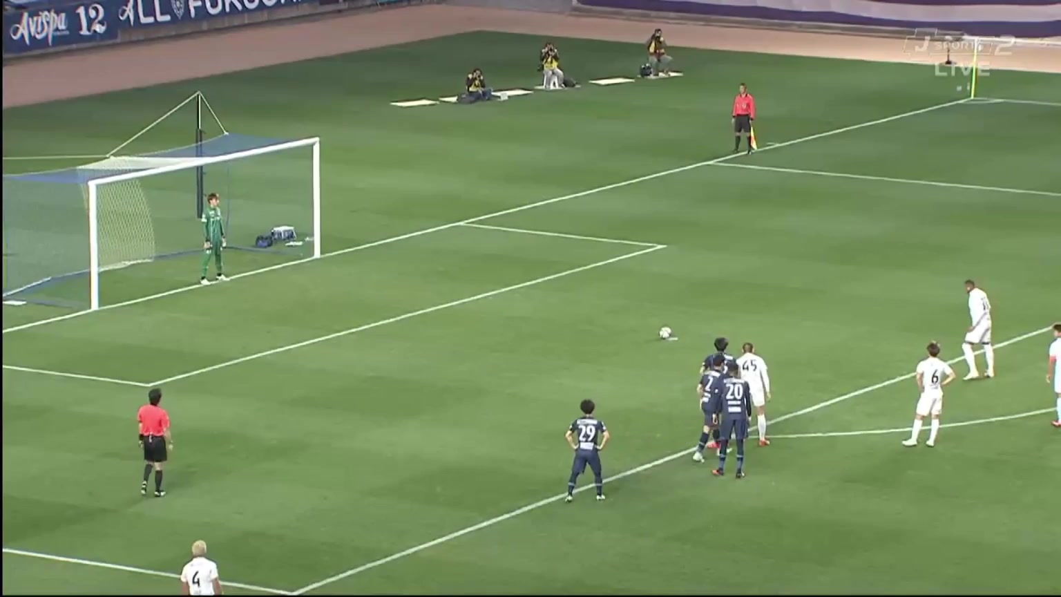JPN LC Avispa Fukuoka Vs Consadole Sapporo Douglas Felisbino de Oliveira Goal in 14 min, Score 0:1