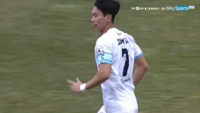 15 Incheon United Vs Daegu FC 16 skor gol Kim Jin Hyeok, skor 1:1