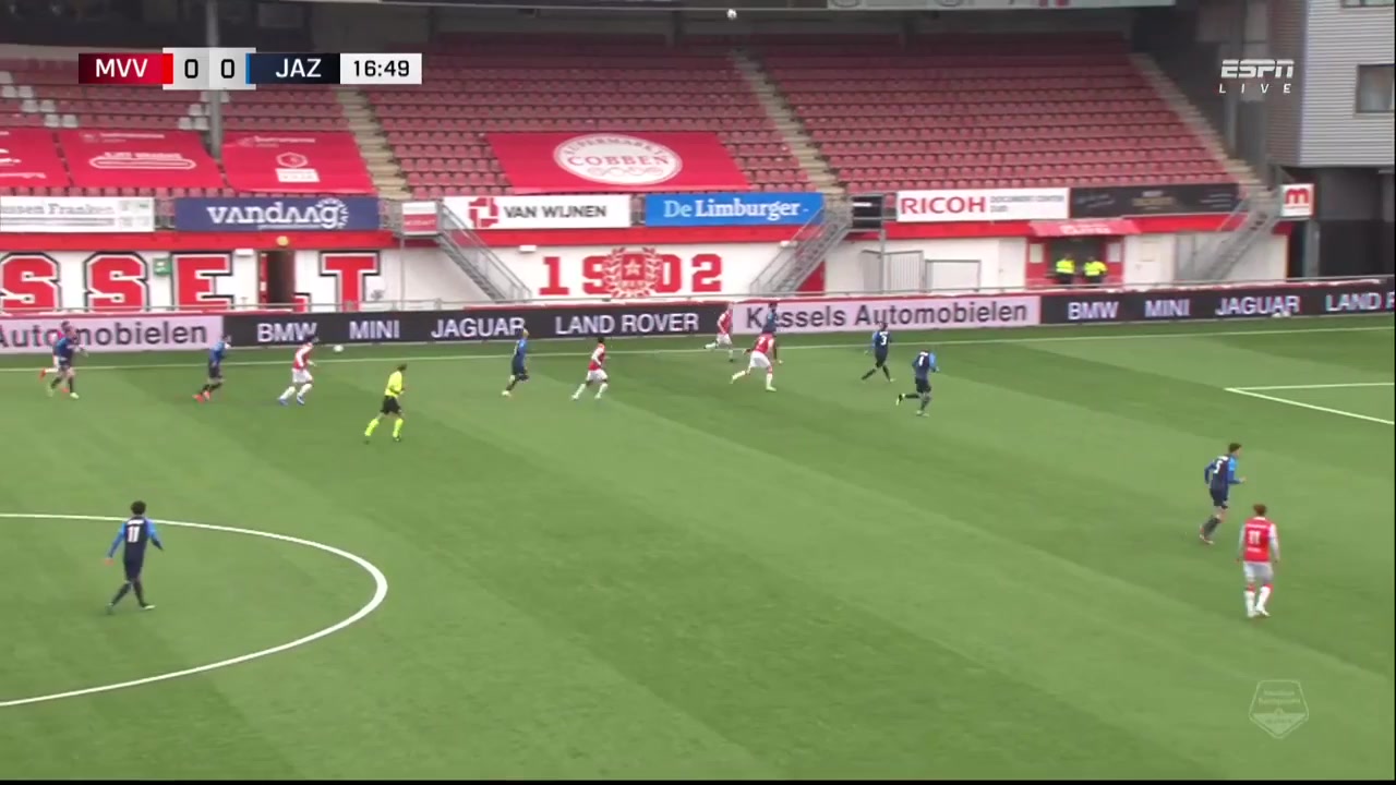 17 MVV Maastricht Vs AZ Alkmaar (Youth) 17 skor gol Joy Lance Mickels, skor 1:0