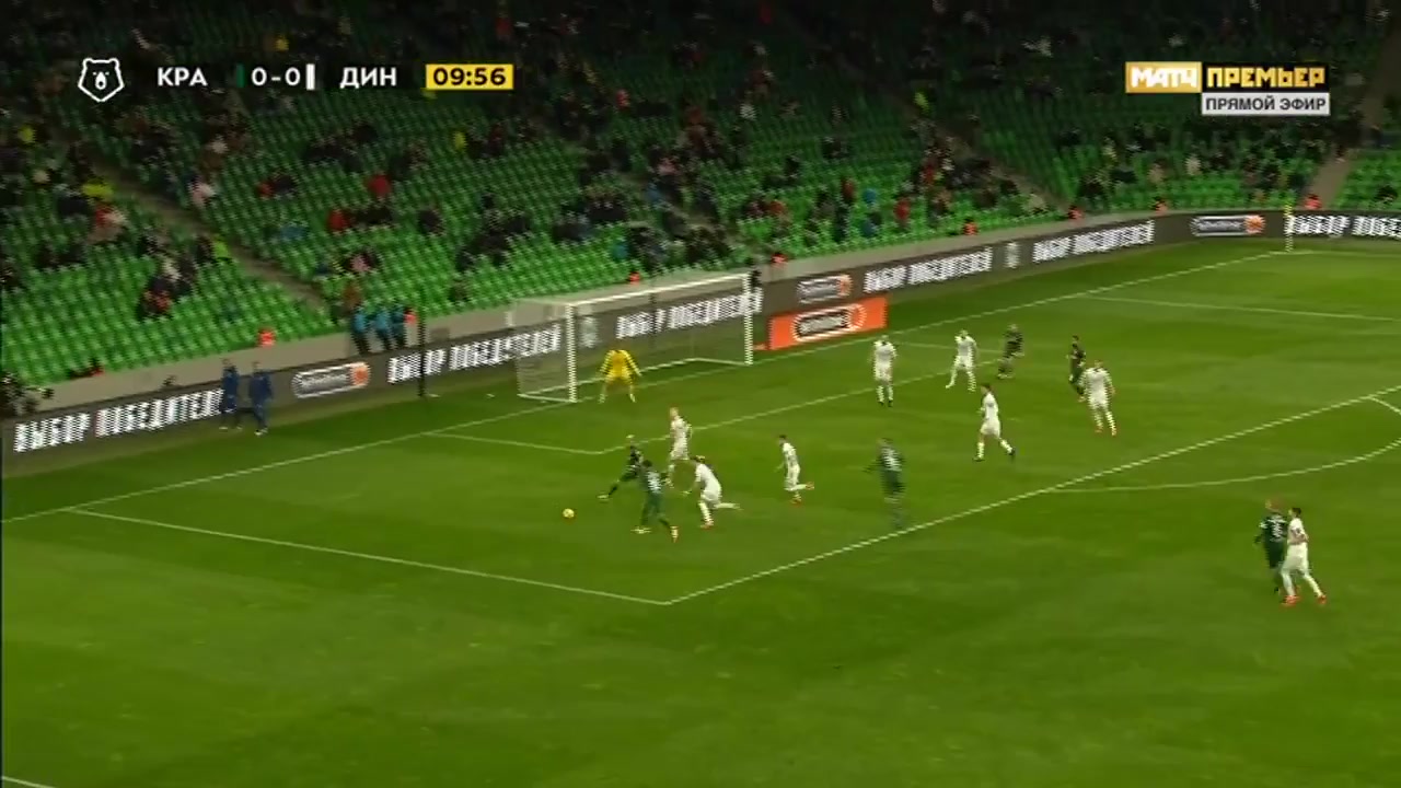 10 FC Krasnodar Vs Dynamo Moscow 10 skor gol Tonny Trindade de Vilhena, skor 1:0