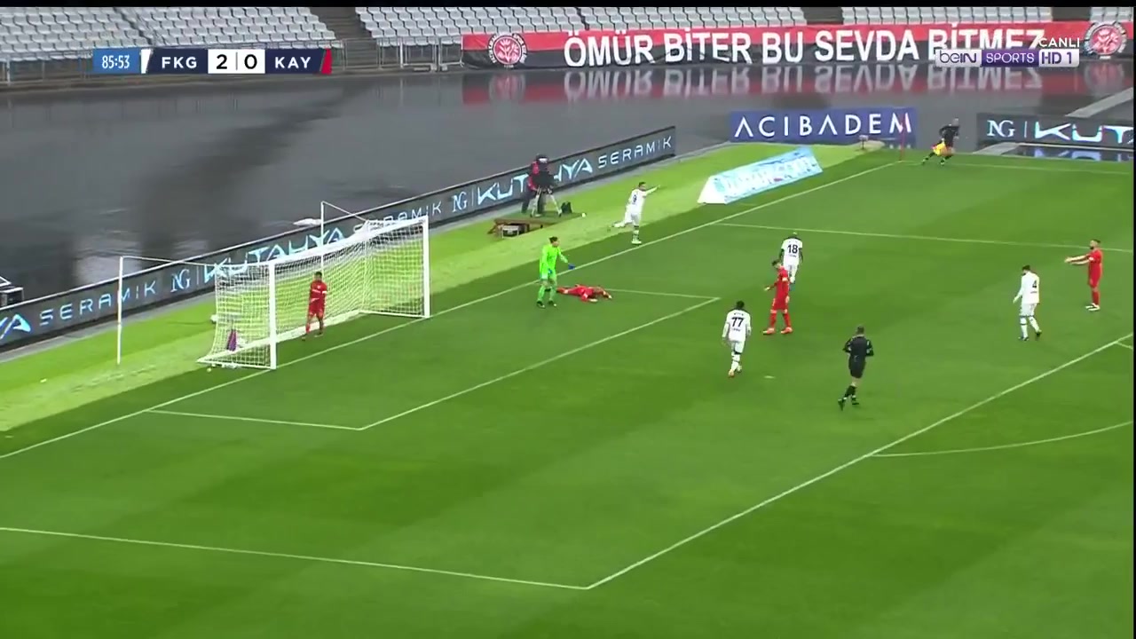 TUR D1 Karagumruk Vs Kayserispor 86 phút Artur SobiechVào, ghi bàn 3:0