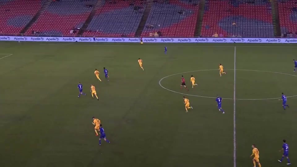 AUS D1 Newcastle Jets Vs Adelaide United 70 phút Apostolos StamatelopoulosVào, ghi bàn 1:4