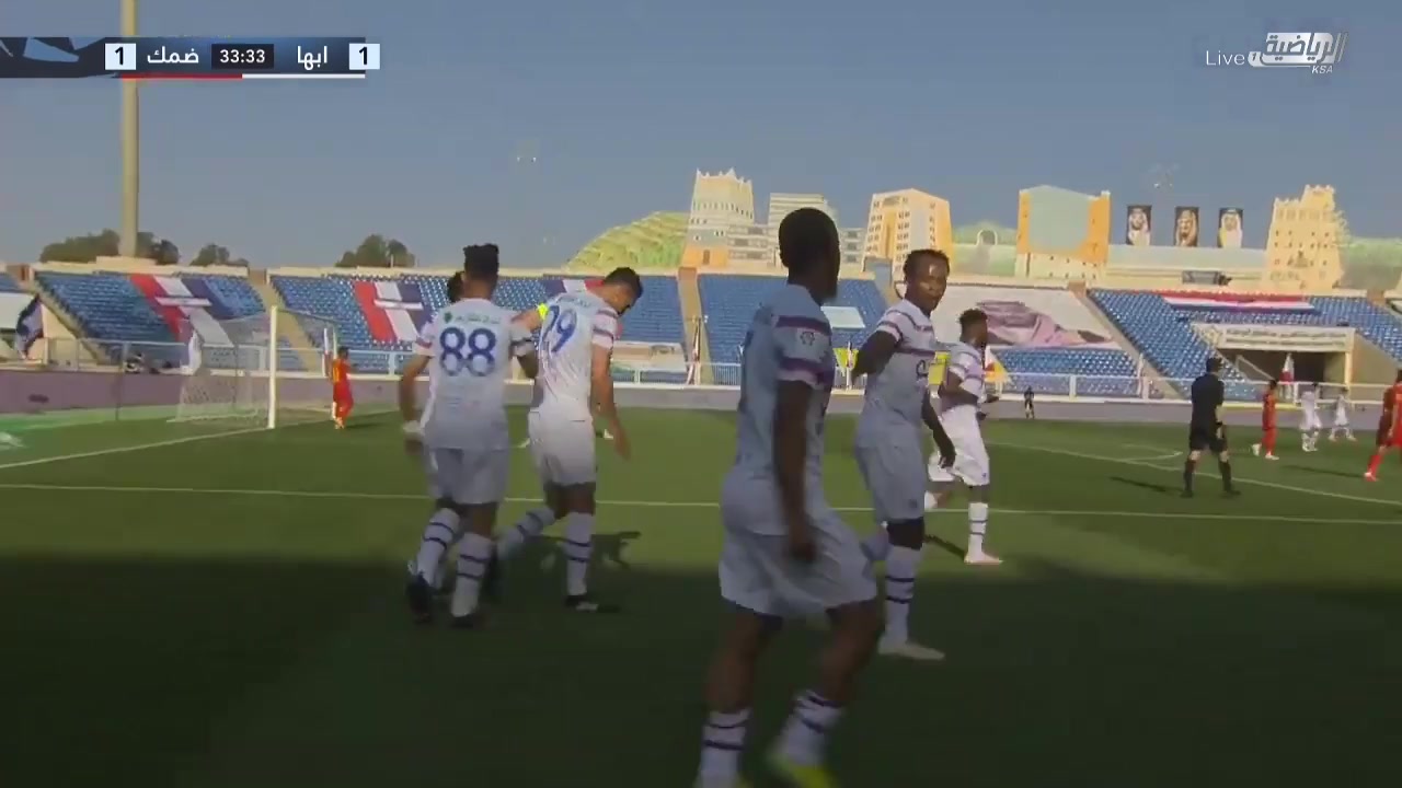 292 Abha Vs Dhamk 33 skor gol Karim Aouadhi, skor 1:1