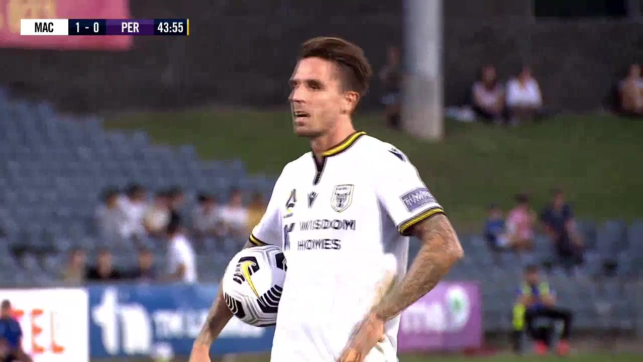 AUS D1 FC Macarthur Vs Perth Glory Matt Derbyshire Goal in 44 min, Score 2:0