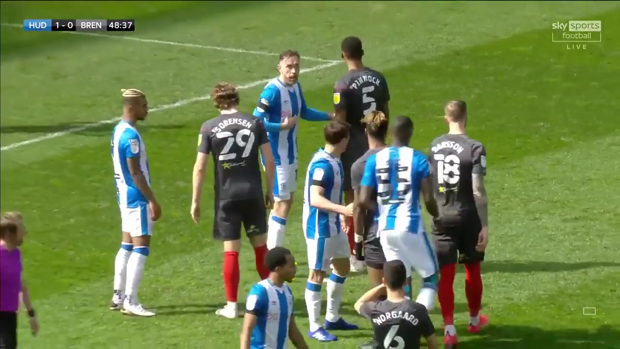 ENG LCH Huddersfield Town Vs Brentford Mads Bech Sorensen Goal in 49 min, Score 1:1