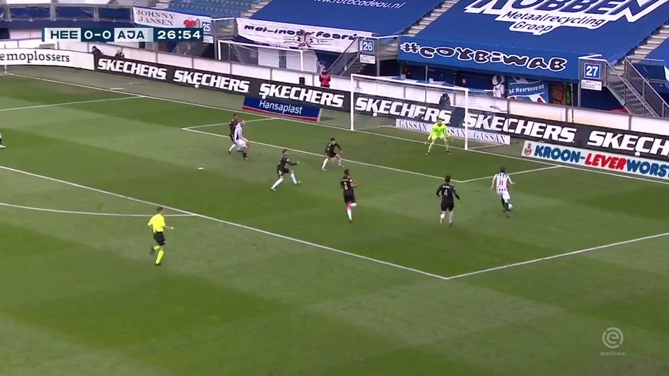 HOL D1 SC Heerenveen Vs AFC Ajax 26 phút Mitchell Van BergenVào, ghi bàn 1:0