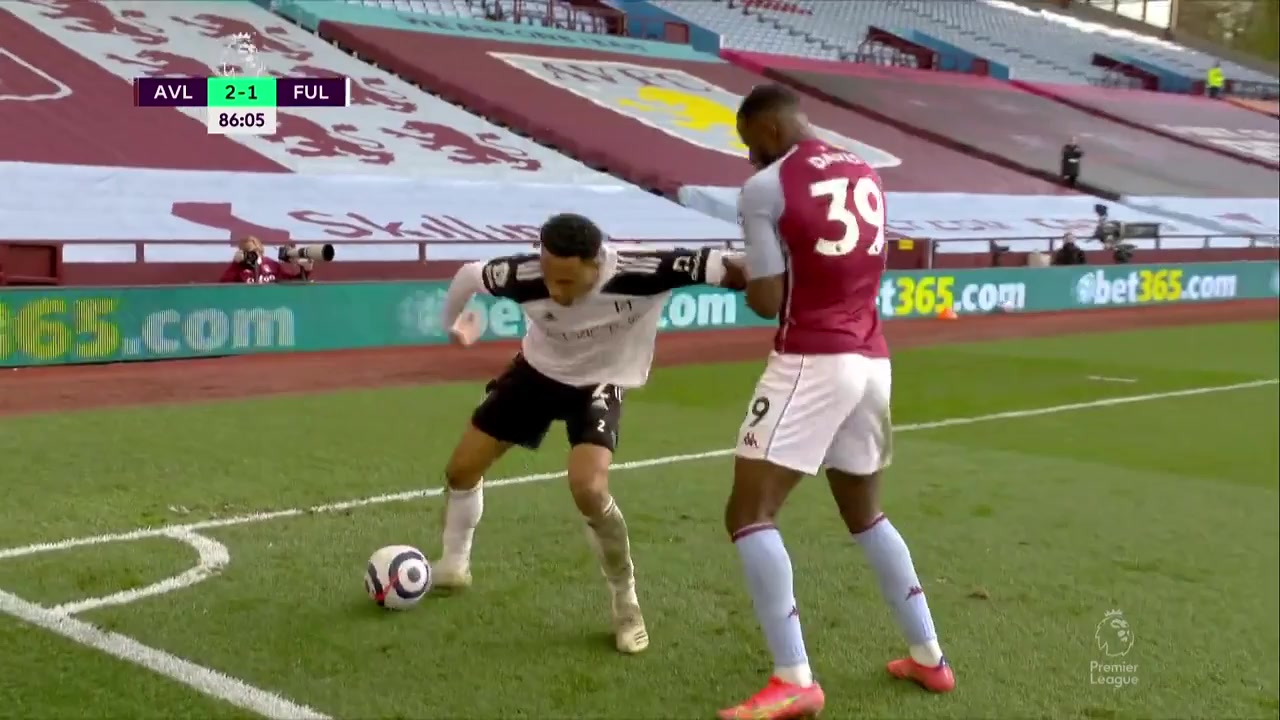 EPL Aston Villa Vs Fulham 86 phút Ollie WatkinsVào, ghi bàn 3:1