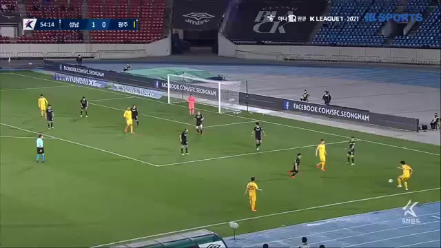 15 Seongnam FC Vs Gwangju Football Club 56 skor gol Fejsal Mulic, skor 2:0