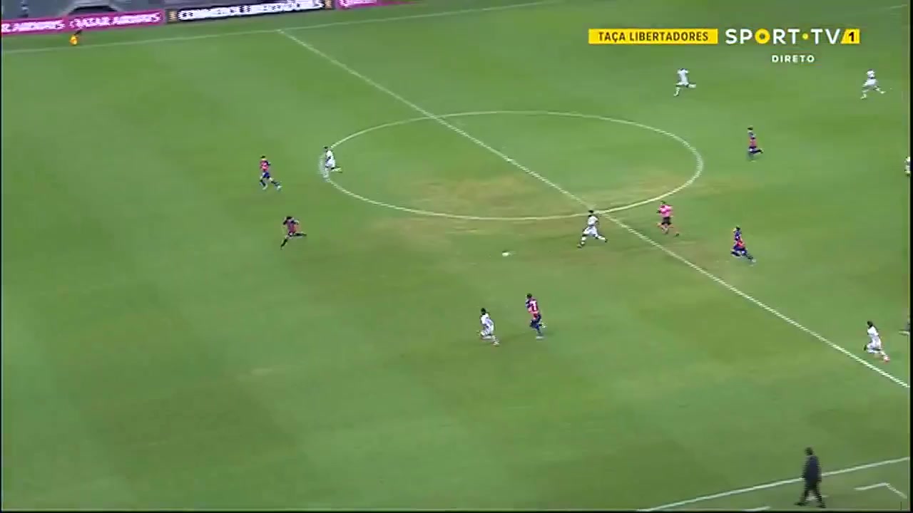 CON CLA Santos Vs San Lorenzo 21 phút Marcos Leonardo Santos AlmeidaVào, ghi bàn 1:0