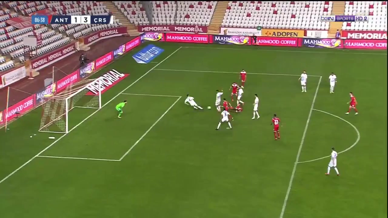 TUR D1 Antalyaspor Vs Caykur Rizespor 87 phút Edinaldo Gomes Pereira,NaldoVào, ghi bàn 2:3