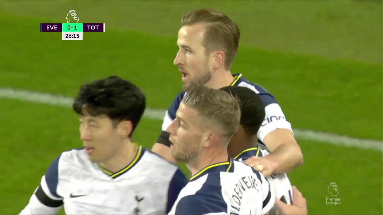 EPL Everton Vs Tottenham Hotspur 26 phút Harry KaneVào, ghi bàn 0:1