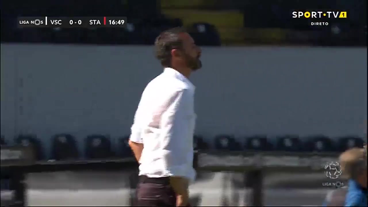 POR D1 Vitoria Guimaraes Vs Santa Clara 16 phút Diogo Filipe Costa Rocha, RochinhaVào, ghi bàn 1:0