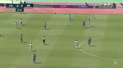 日職聯 廣島三箭 Vs 福岡黃蜂 9分門德斯進球,比分0:1