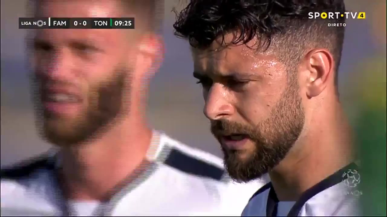 POR D1 FC Famalicao Vs CD Tondela 9 phút Ivo RodriguesVào, ghi bàn 1:0