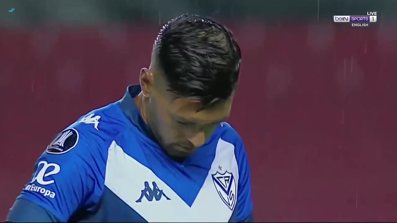 CON CLA Liga Dep. Universitaria Quito Vs Velez Sarsfield 65 phút Matias ZuninoVào, ghi bàn 3:1