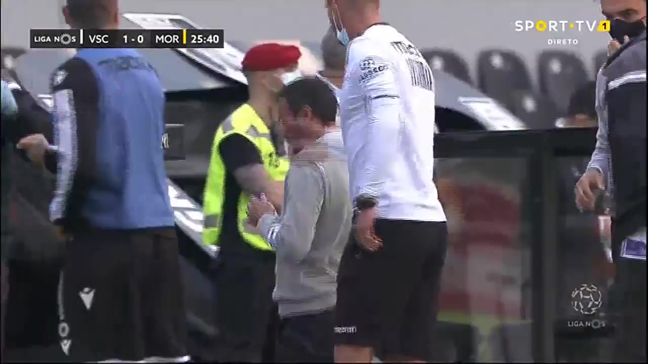 POR D1 Vitoria Guimaraes Vs Moreirense 25 phút Andre Fonseca AmaroVào, ghi bàn 1:0