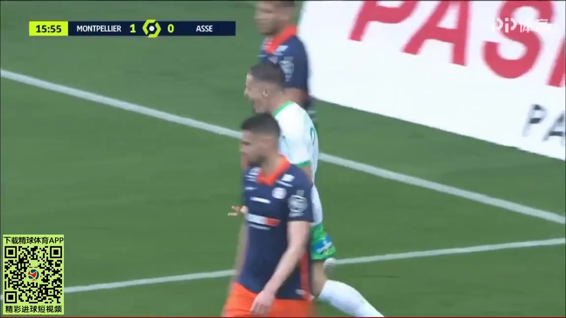 11 Montpellier Vs Saint Etienne 15 skor gol Romain Hamouma, skor 1:1