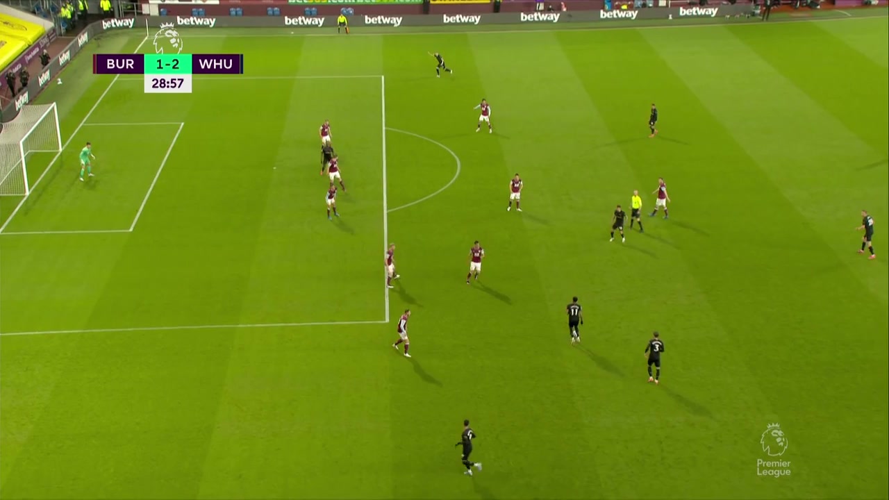 36 Burnley Vs West Ham United 28 skor gol Michail Antonio, skor 1:2