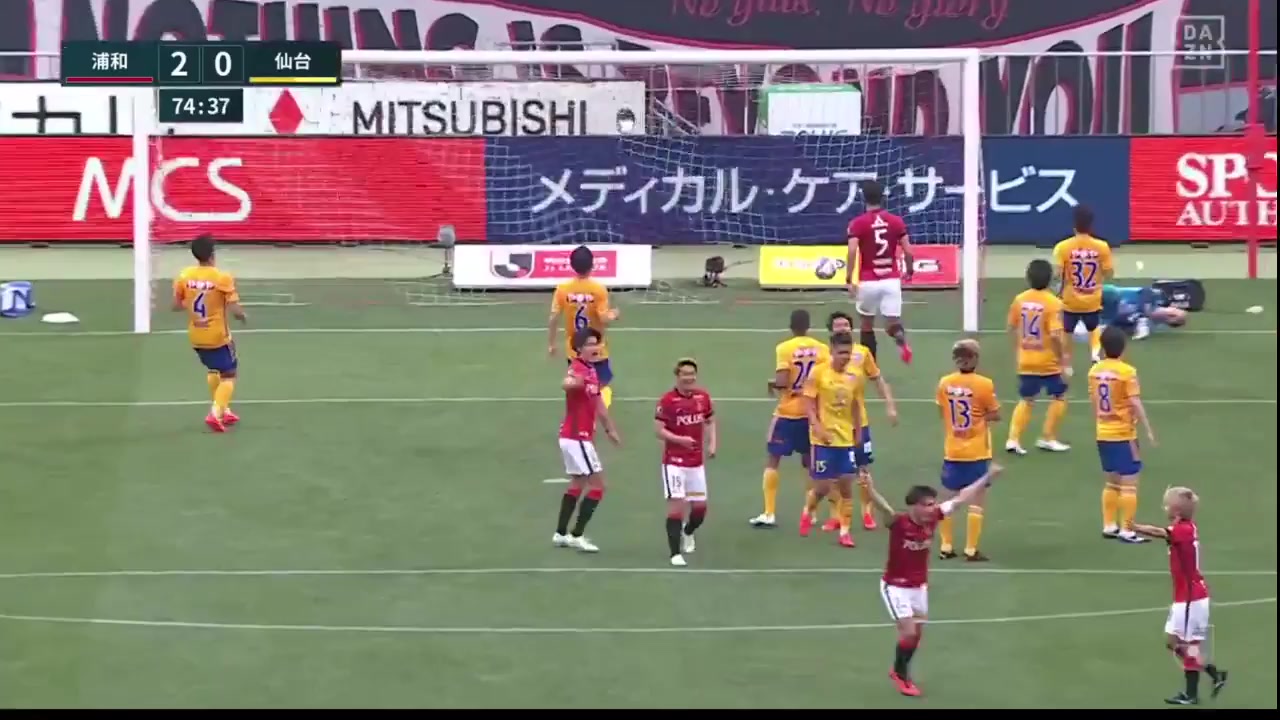 日職聯 浦和紅鑽 Vs 仙臺維加泰 74分阿部 勇樹進球,比分2:0