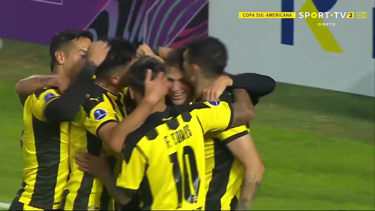 263 CA Penarol Vs Corinthians Paulista (SP) 13 skor gol Agustin Alvarez Martinez, skor 2:0