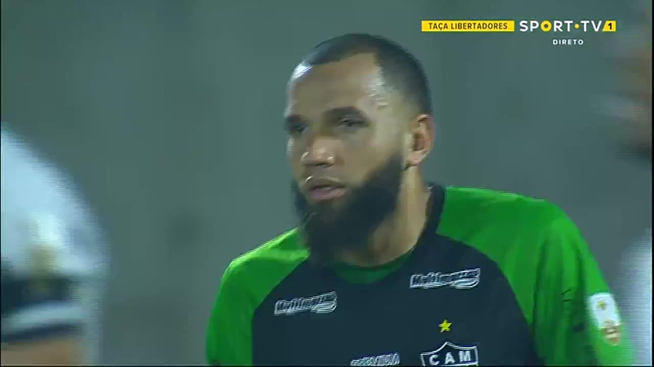 CON CLA America de Cali Vs Atletico Mineiro 23 phút Santiago MorenoVào, ghi bàn 1:1