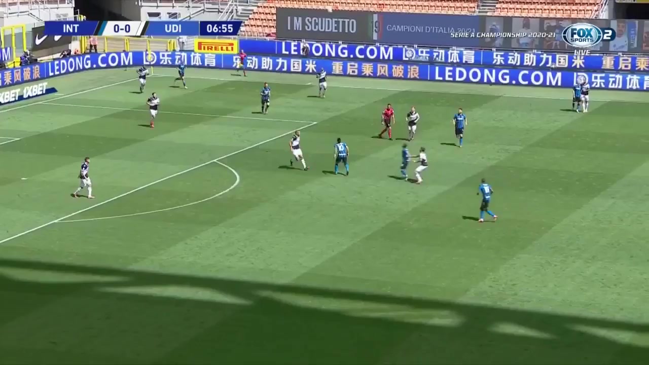 Serie A Inter Milan Vs Udinese 7 phút Ashley YoungVào, ghi bàn 1:0