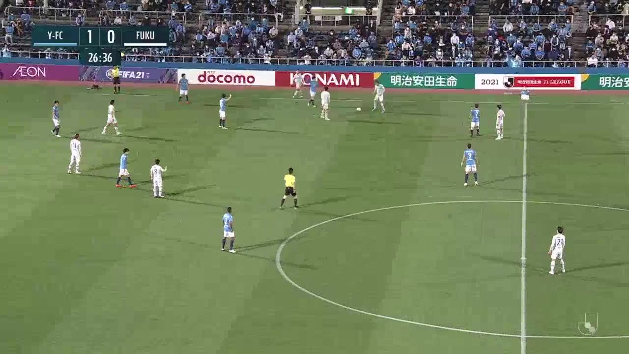 日職聯 橫濱FC Vs 福岡黃蜂 25分克萊伯進球,比分1:0