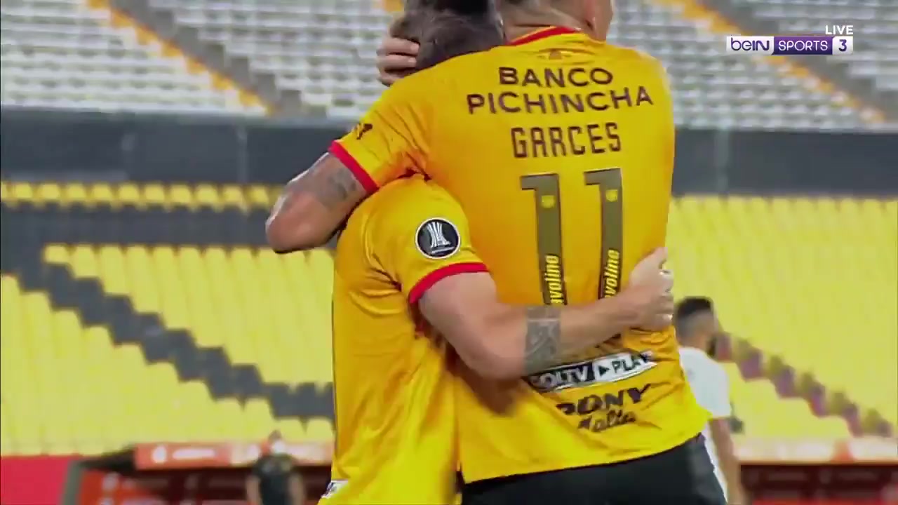 CON CLA Barcelona SC(ECU) Vs Santos 13 phút Damian Rodrigo DiazVào, ghi bàn 1:0