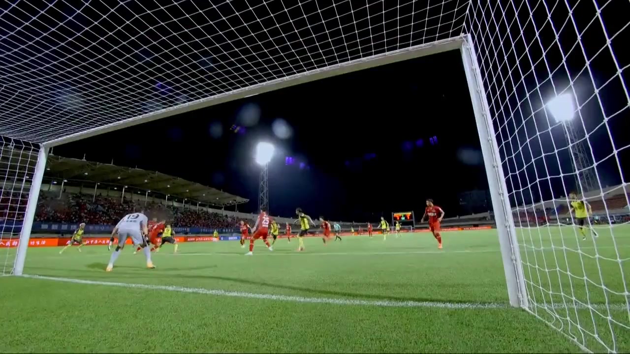 中超A 河南嵩山龙门(中) Vs 广州队 44分艾克森进球,比分0:1