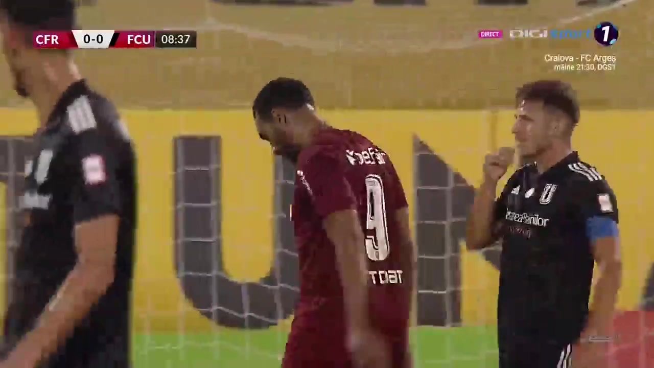 ROM D1 CFR Cluj Vs Universitatea Craiova 9 phút Ioan Ciprian DeacVào, ghi bàn 1:0