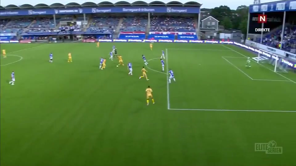 NOR D1 Sarpsborg 08 Vs Bodo Glimt 85 phút Marius Christopher HoibratenVào, ghi bàn 2:2