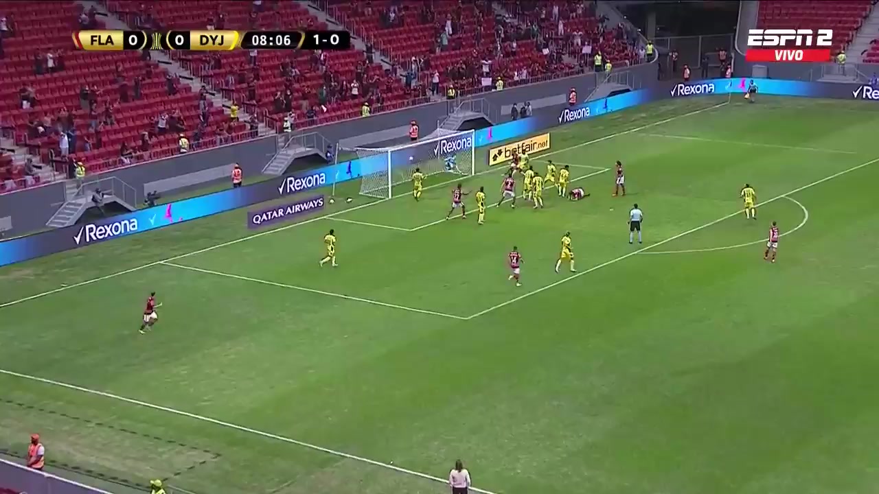 89 Flamengo Vs Defensa Y Justicia 7 skor gol Rodrigo Caio Coquette Russo, skor 1:0